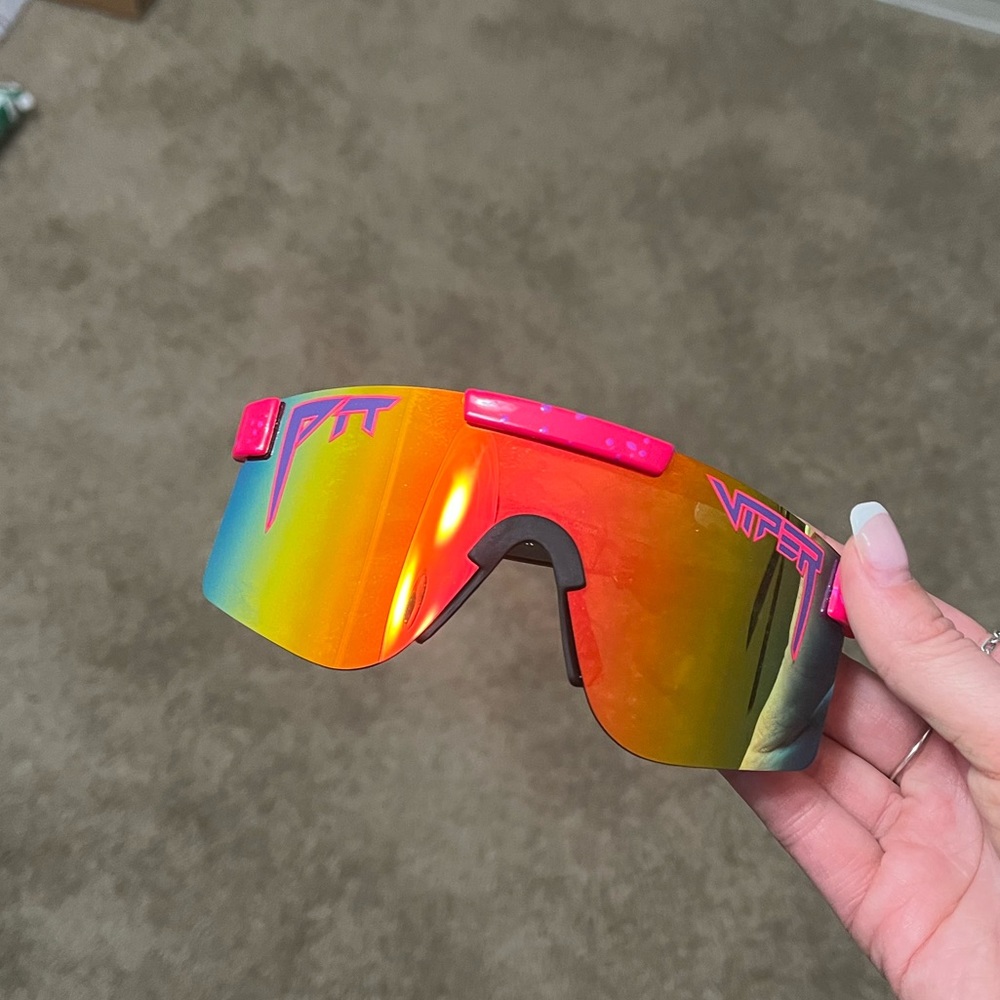 The Radical Polarized Pit Vipers